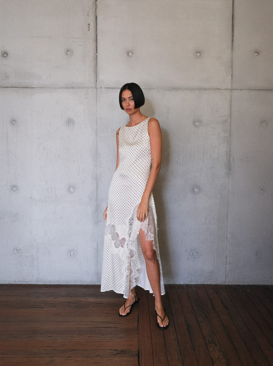 VISIONS LACE