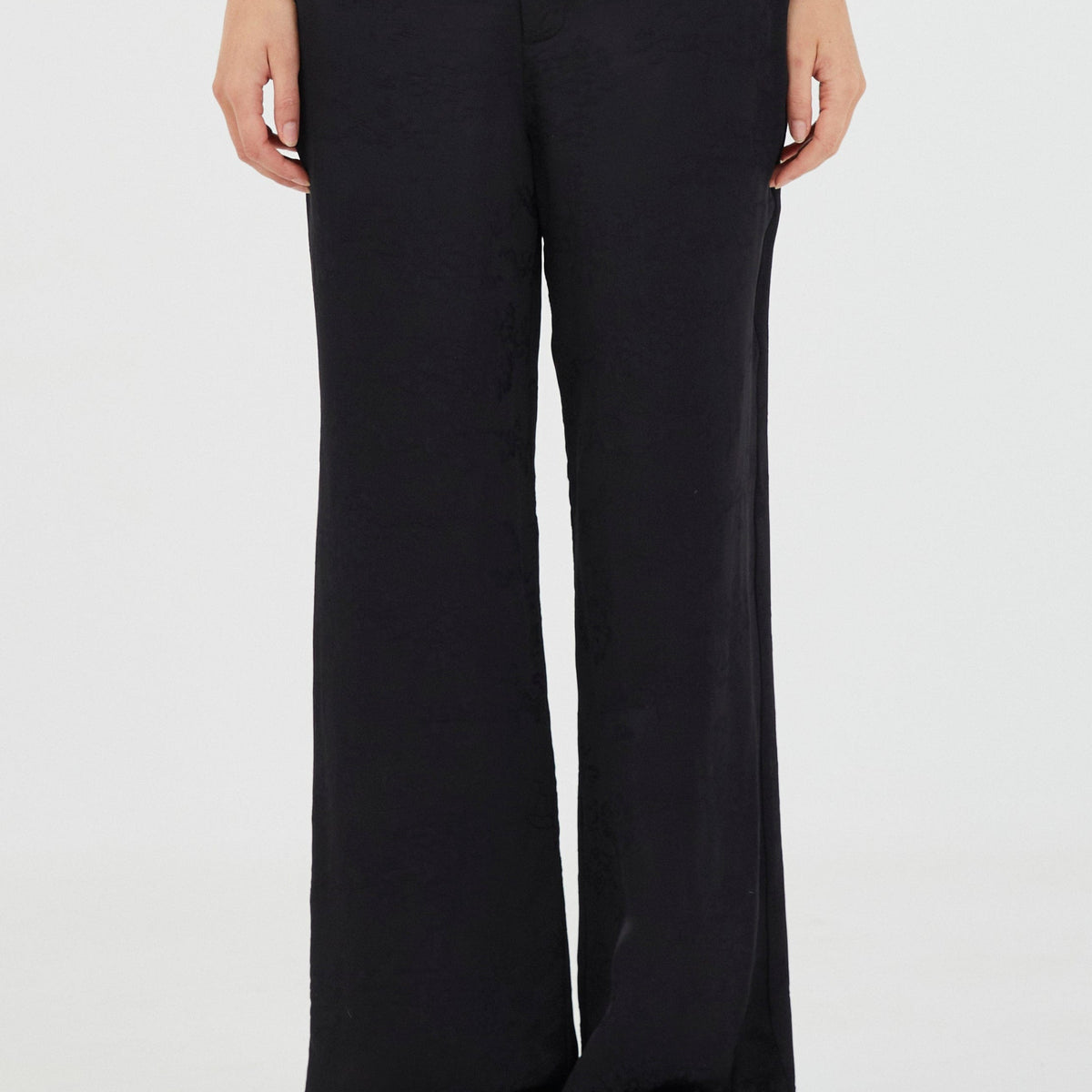 OASIS RELAXED PANTS | BLACK | THIRD FORM