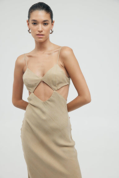 PRESSED PETALS DIAMOND CUT SLIP | ALMOND - THIRD FORM
