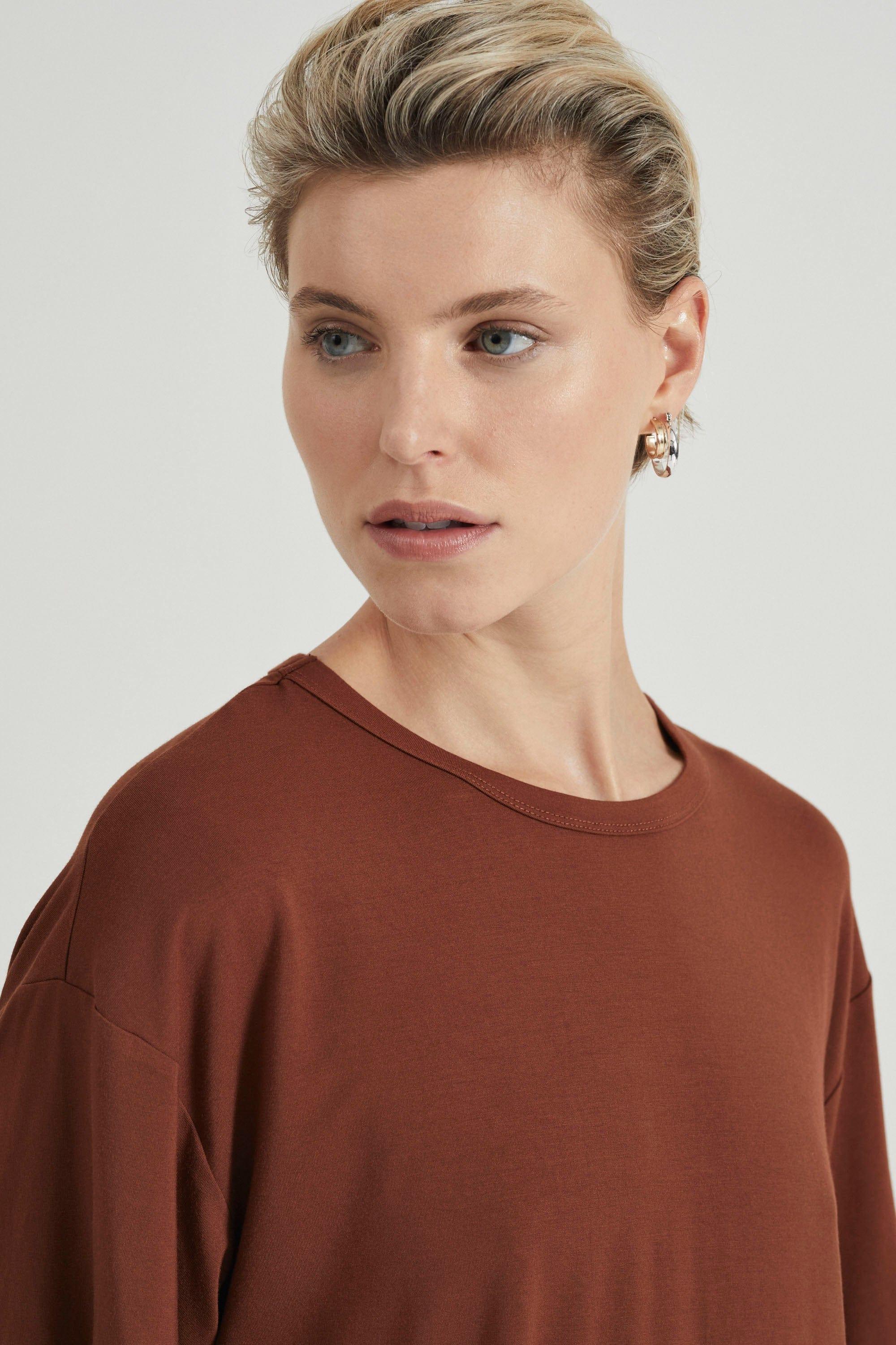 PUSH PULL TEE CINNAMON THIRD FORM Capsule Wardrobe Essentials push-pull-tee-cinnamon-third-form-capsule-wardrobe-essentials